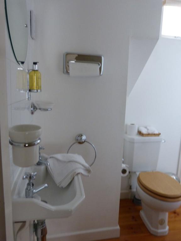 Cumberland House Bed & Breakfast Sherborne  Rom bilde